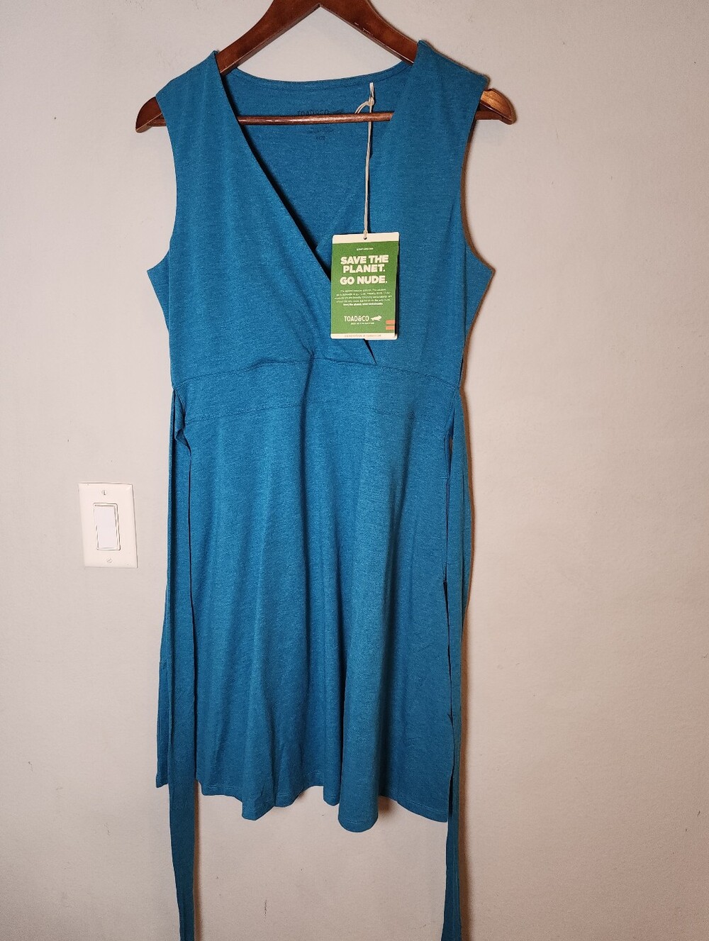 NWT Toad&Co Blue Surplice Sleeveless Tie Waist Dress Pockets Organic Cotton Sz M - Picture 15 of 16